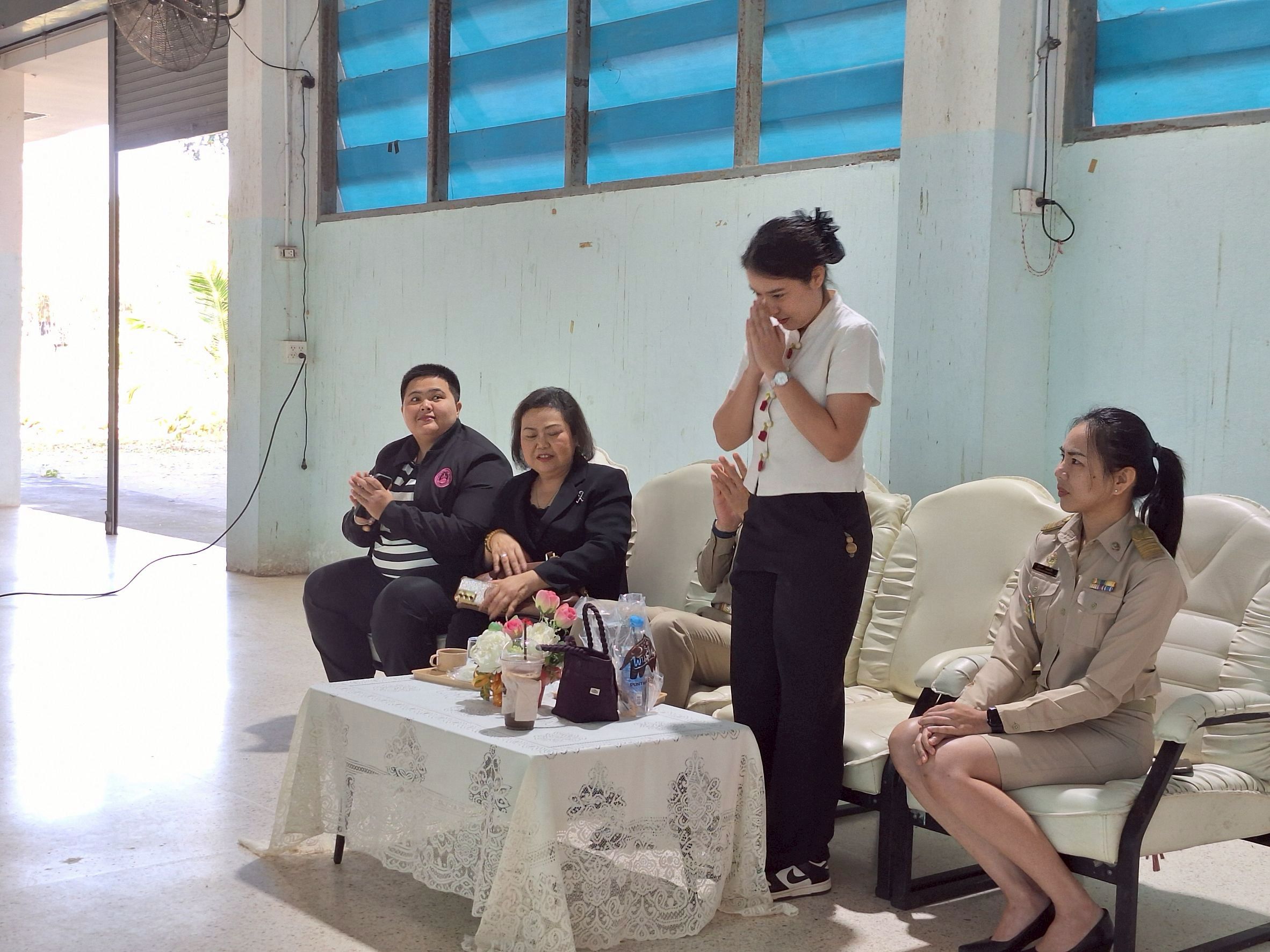 LINE_ALBUM_khorngkar raks yeawchn 8 th.kh. 68_251209_10.jpg